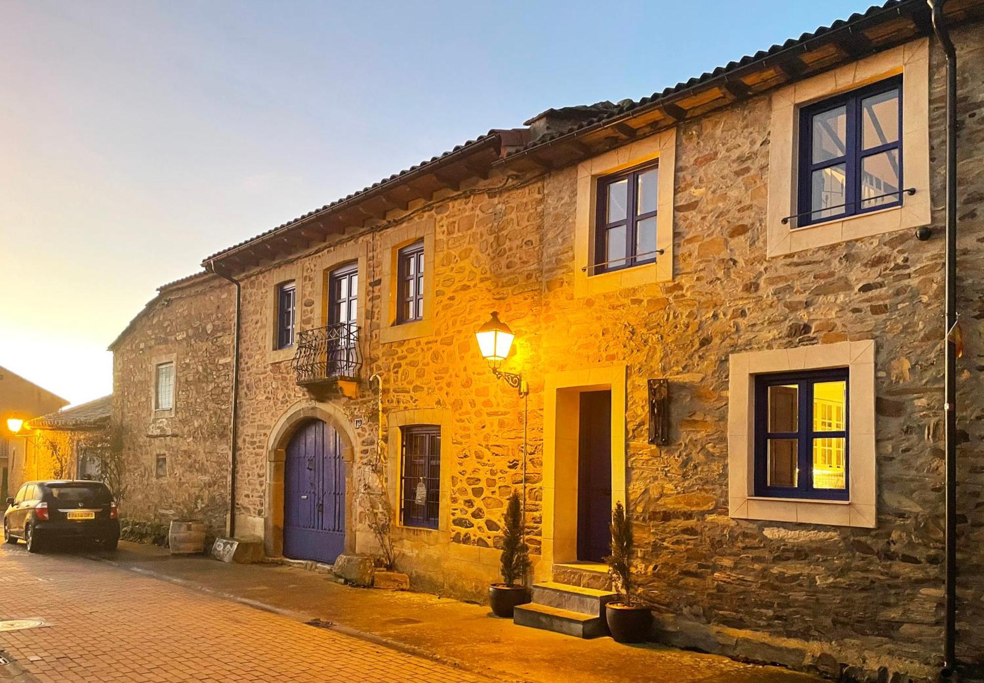 Via Avis Guest House Santa Catalina de Somoza Exterior photo